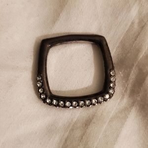 Womens ring